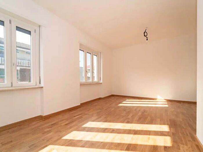 Appartamento con 7 locali in vendita in Via Uffreduzzi, Torino