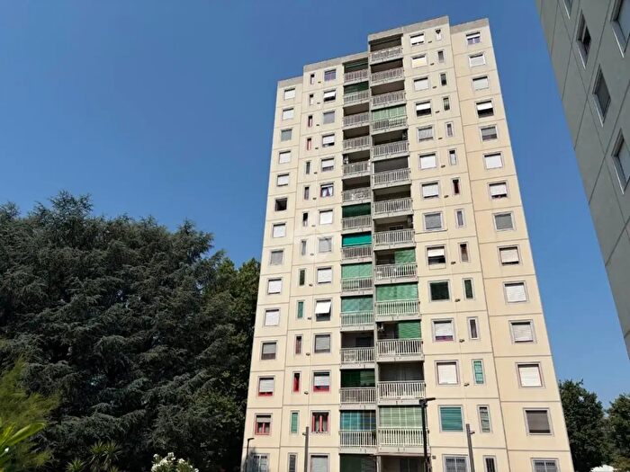 Appartamento trilocale in vendita in Via Enrico Falck, Milano
