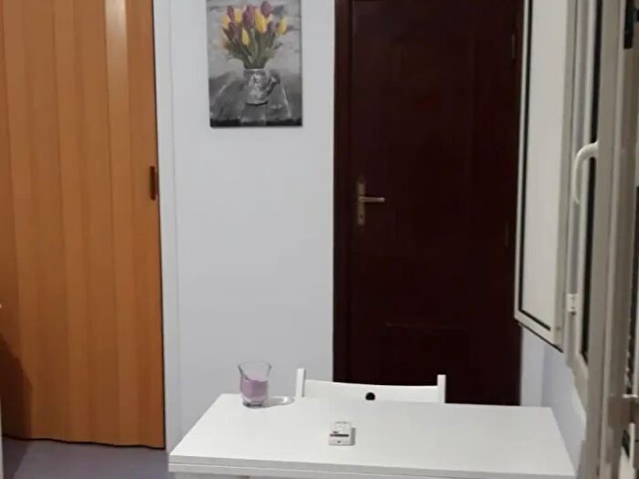 Appartamento monolocale in vendita in Via Duomo, Napoli