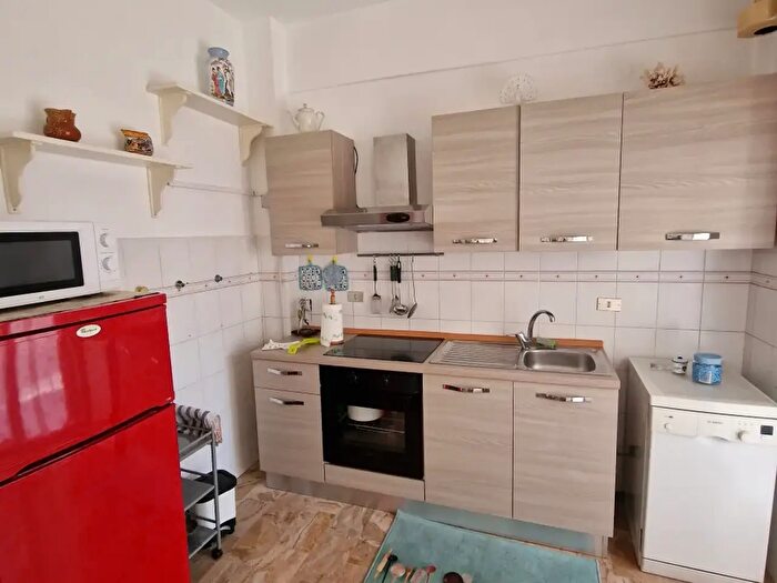 Appartamento bilocale in vendita in Viale Torino, Rapallo