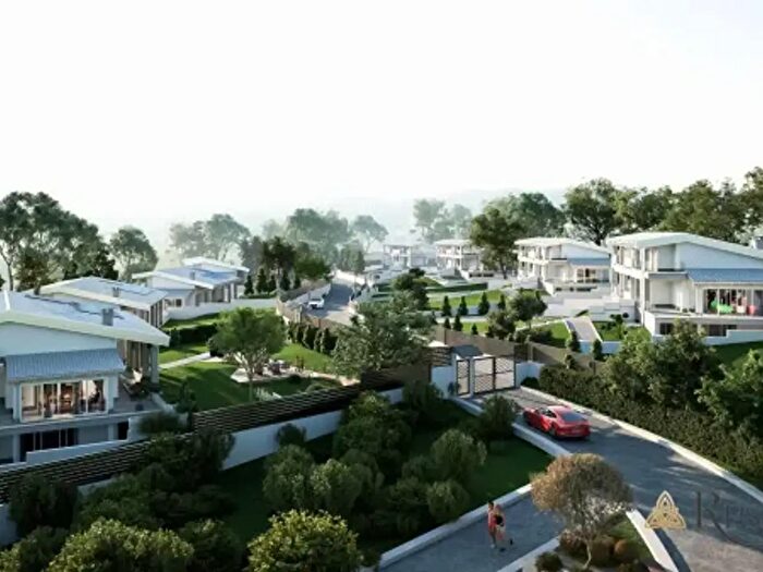 Casa con 6 locali in vendita in Largo dellOlgiata, Roma