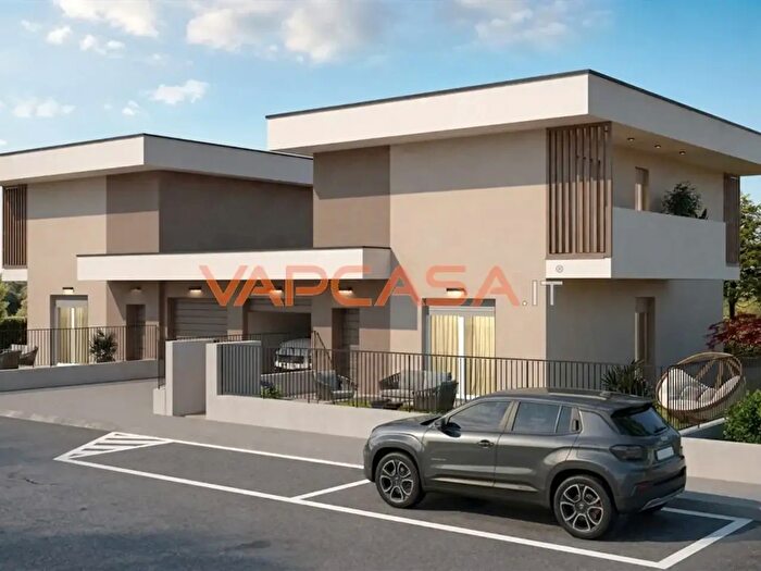Casa quadrilocale in vendita in Martinengo