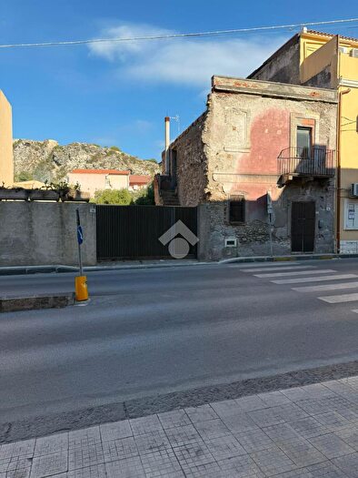 Casa monolocale in vendita in Via Grotta Polifemo, Milazzo