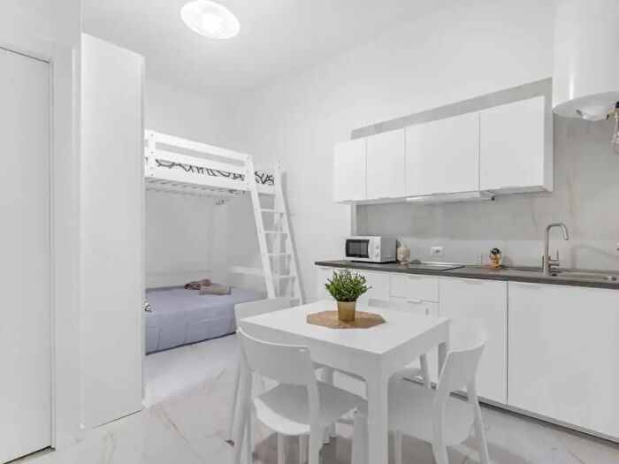 Appartamento monolocale in affitto in Via Arquà, Milano