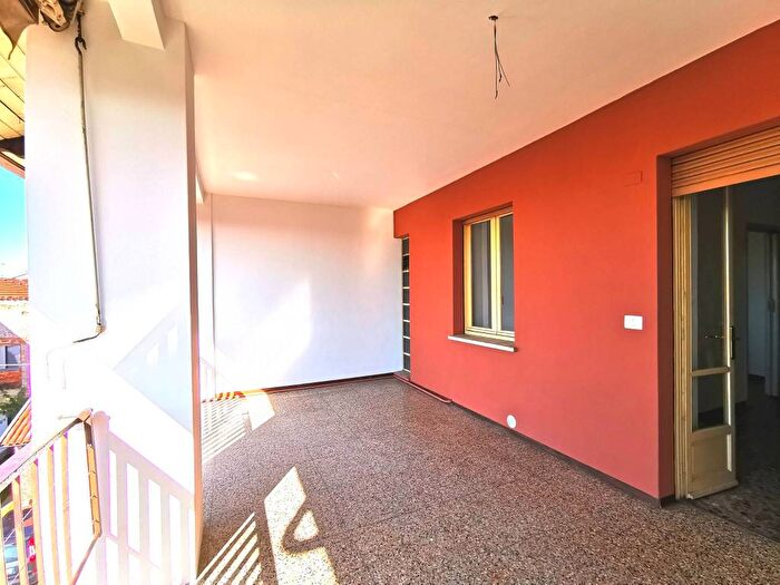 Appartamento quadrilocale in affitto in Via Milano, Vigliano Biellese