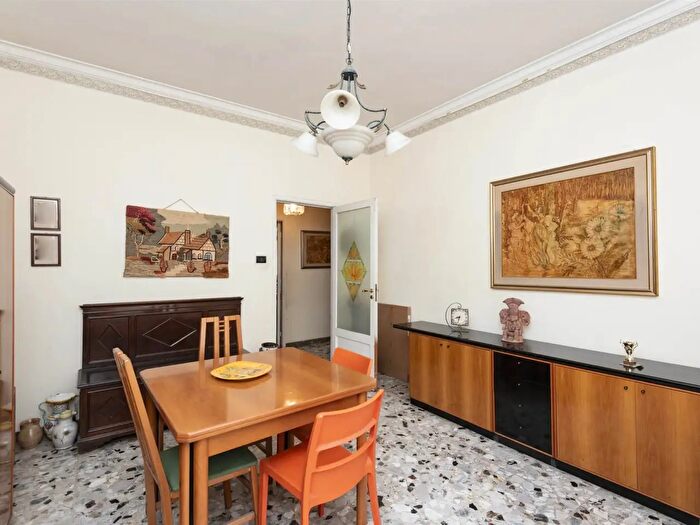 Appartamento quadrilocale in vendita in Via Santa Maria della Catena, Catania