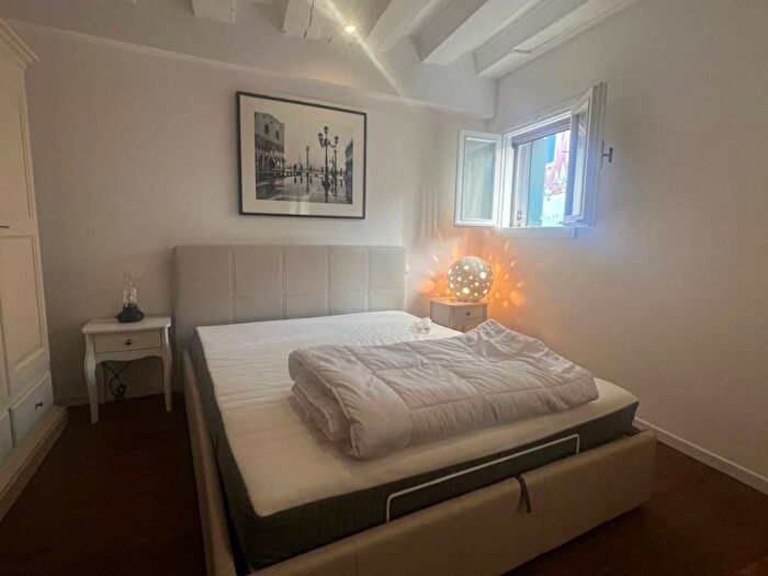 Appartamento bilocale in affitto in Calle dei Miracoli, Santi Apostoli San Canciano, Venezia