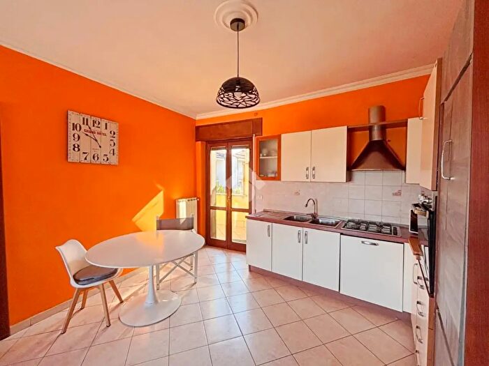 Appartamento trilocale in vendita in Viale Nerone, Anzio