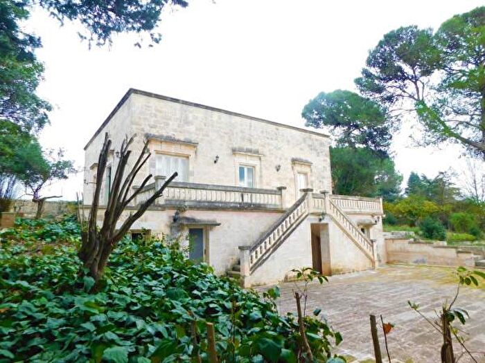 Casa con 6 locali in vendita in Strada Madonna del Pozzo Zona G, Martina Franca