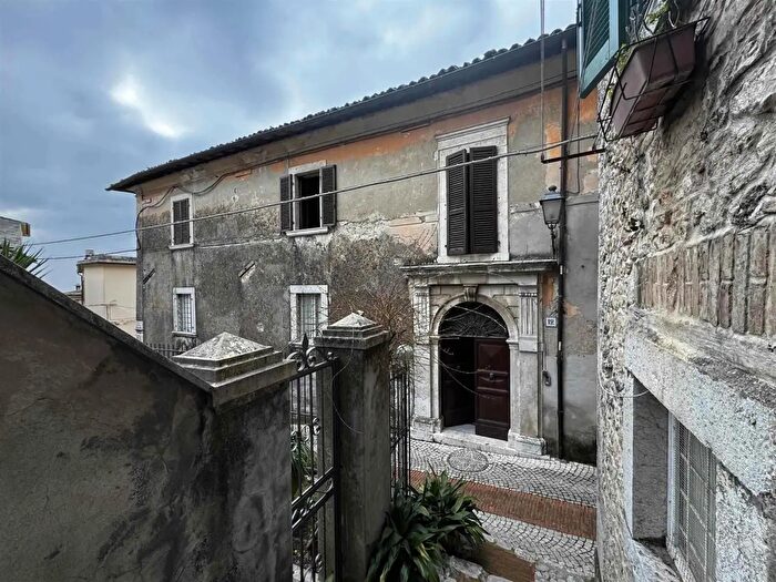 Appartamento con 5 locali in vendita in Vicolo Martello, Veroli