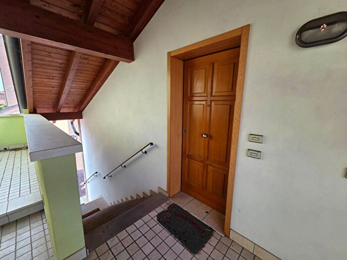 Appartamento trilocale in vendita in Medolla