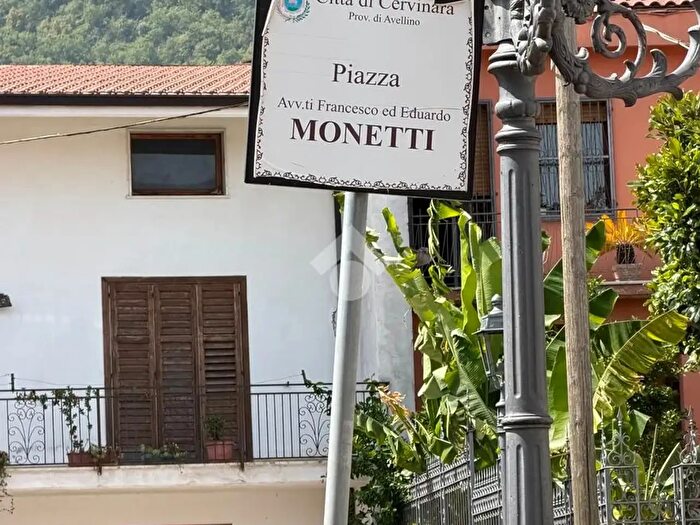 Casa trilocale in vendita in Via Paolo Emilio Imbriani, Cervinara