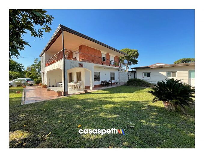 Casa con 5 locali in vendita in Via San Felice Circeo Terracina, Terracina