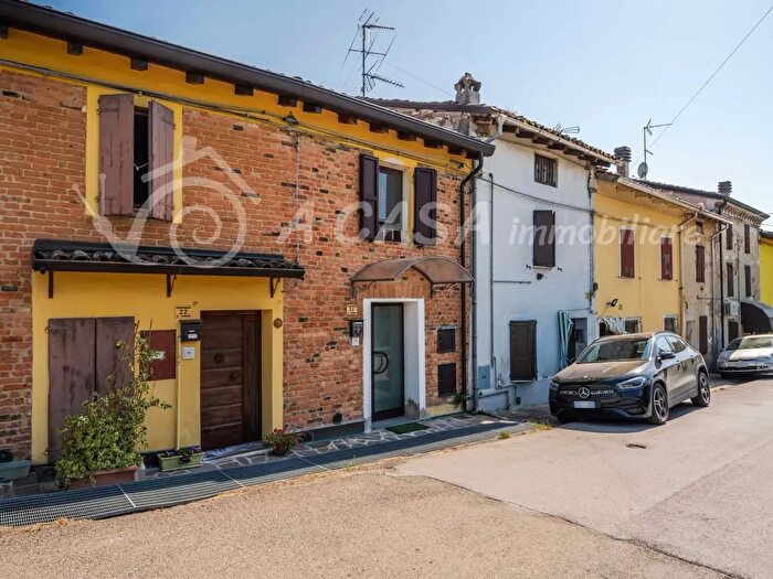 Casa trilocale in vendita in Polesine Zibello
