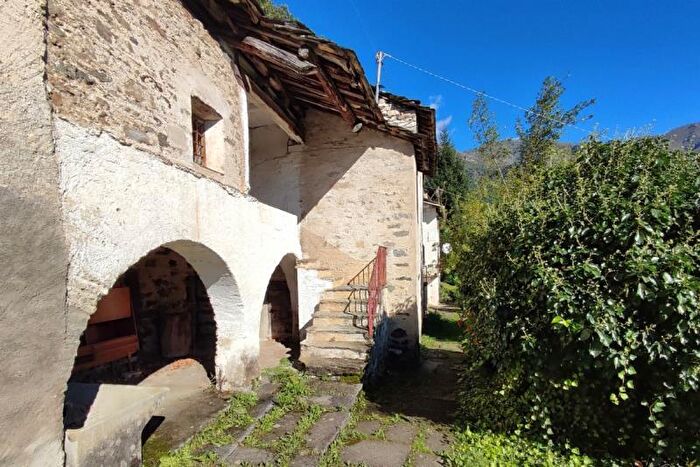 Casa in vendita in Regione Montirolo Valchiusa To, Valchiusa