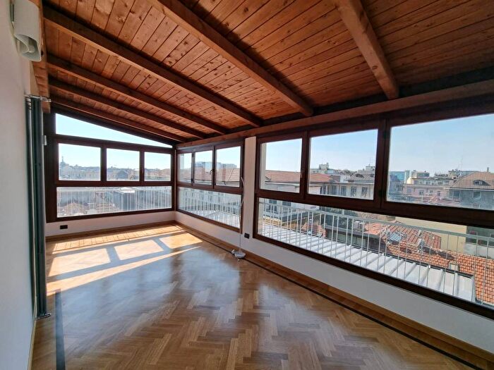 Casa bilocale in affitto in Via della Commenda, Quadronno Crocetta, Milano