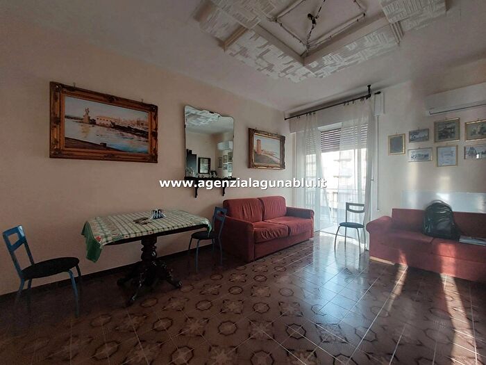 Appartamento trilocale in vendita in Via Castelvetrano, Mazara Del Vallo