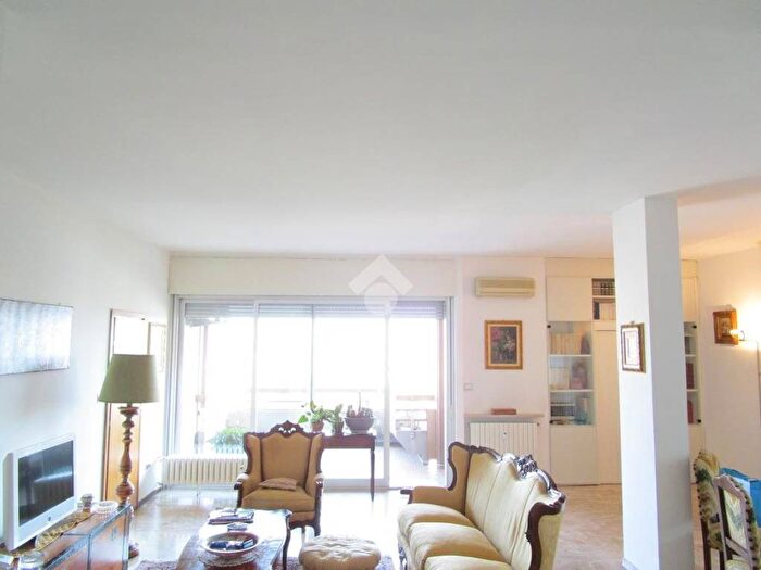 Appartamento quadrilocale in affitto in Stazione, Ferrara