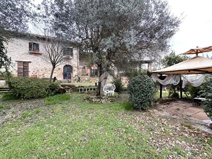 Casa trilocale in vendita in Strada di Schignano, Narni