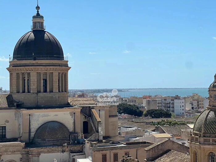 Appartamento con 5 locali in vendita in Marsala