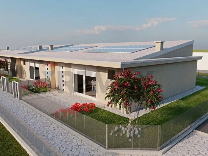 Appartamento trilocale in vendita in Via Trieste Snc, Calvagese Della Riviera