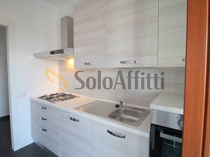 Appartamento bilocale in affitto in Via Giovanni Amendola, Pescarenico, Lecco