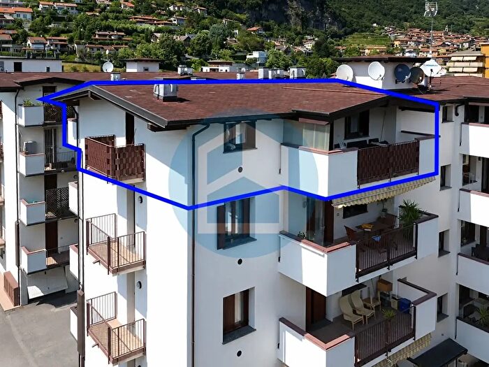 Appartamento trilocale in vendita in Via del Sacco, Darfo Boario Terme