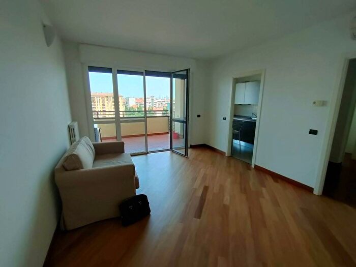 Appartamento bilocale in affitto in Via Pietro Colletta, Lodi Brenta, Milano