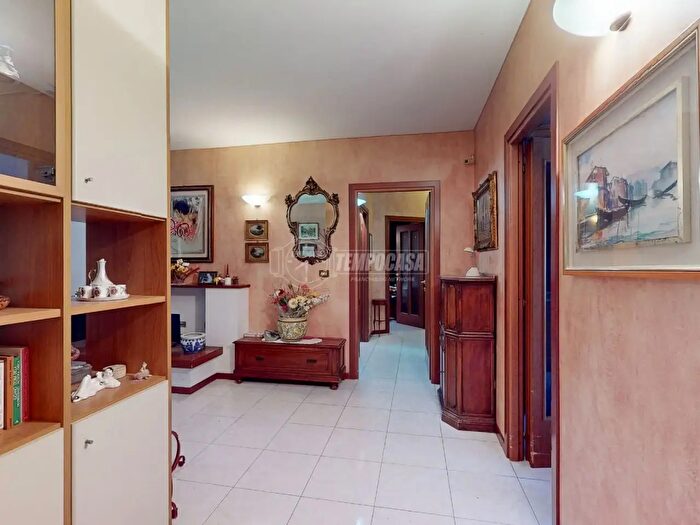 Appartamento con 5 locali in vendita in Via Volvera, Bruino