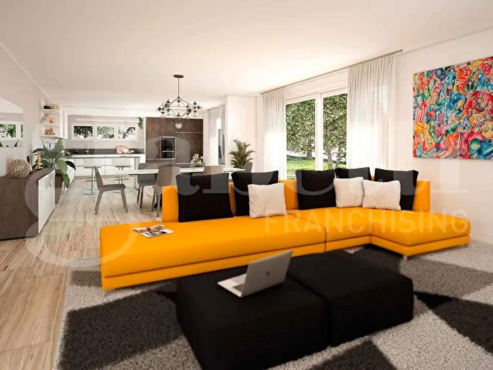 Appartamento con 6 locali in vendita in Via Vanzo, Mogliano Veneto