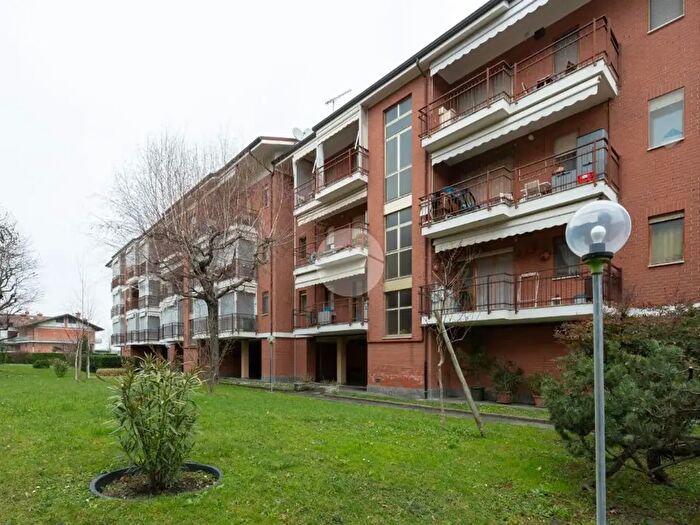 Appartamento quadrilocale in vendita in Via Suor Vincenza Benef, Caselle Torinese