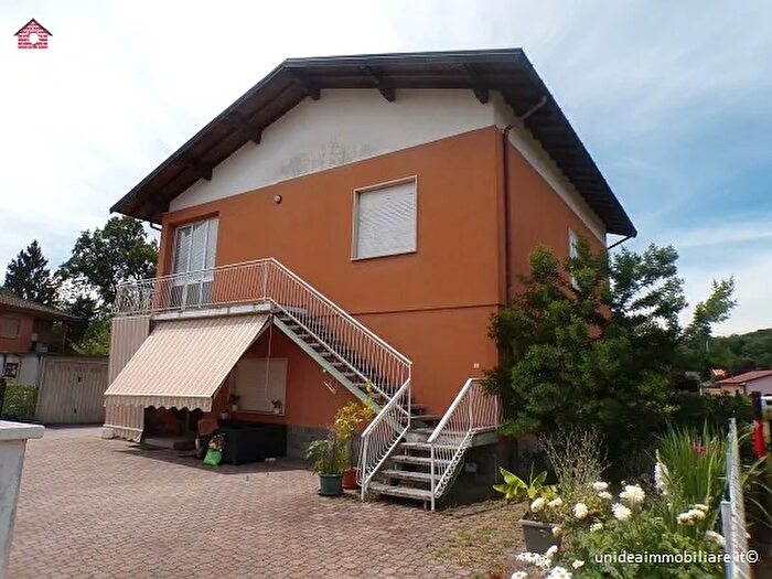 Appartamento in vendita in Brebbia Varese Lombardia Italia, Brebbia