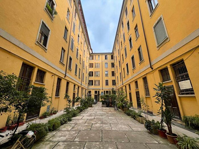 Appartamento trilocale in affitto in Porta Romana Medaglie dOro, Milano