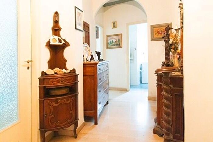 Appartamento con 5 locali in vendita in Piazza Catena, Asti