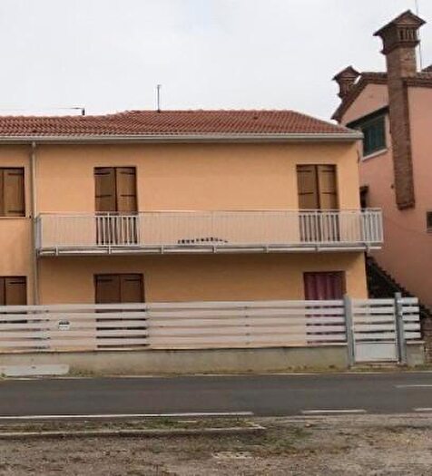 Casa quadrilocale in vendita in Via Bettino Santini, Riva del Po