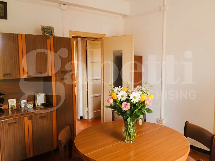 Appartamento quadrilocale in vendita in Villanova Marchesana Via XXV Aprile, Villanova Marchesana