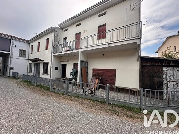 Casa con 7 locali in vendita in Via per Modena, Finale Emilia