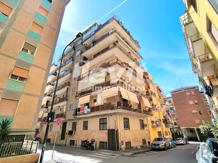 Appartamento trilocale in vendita in Traversa Tudisco, Portici