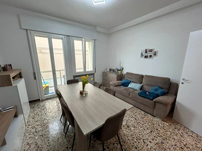 Appartamento trilocale in vendita in Mirandola