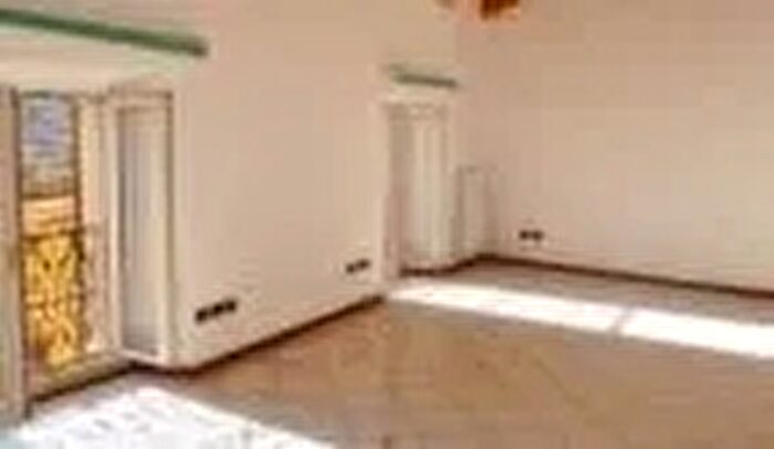 Appartamento trilocale in vendita in Piazza Vittorio Emanuele Cingoli MC Italia Cingoli Centro, Cingoli