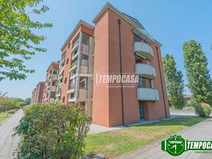 Appartamento bilocale in vendita in Via Giuseppe Verdi, Locate Di Triulzi
