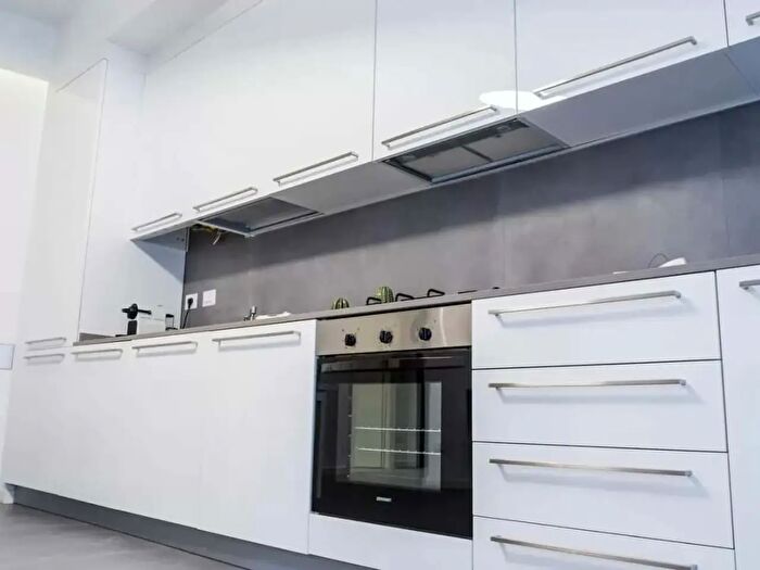 Appartamento monolocale in affitto in Via San Gerolamo Emiliani, Milano