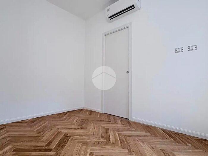Appartamento bilocale in vendita in Via Casoretto, Milano