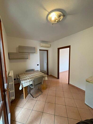 Appartamento quadrilocale in vendita in Via Trentino Alto Adige, Reggio Emilia