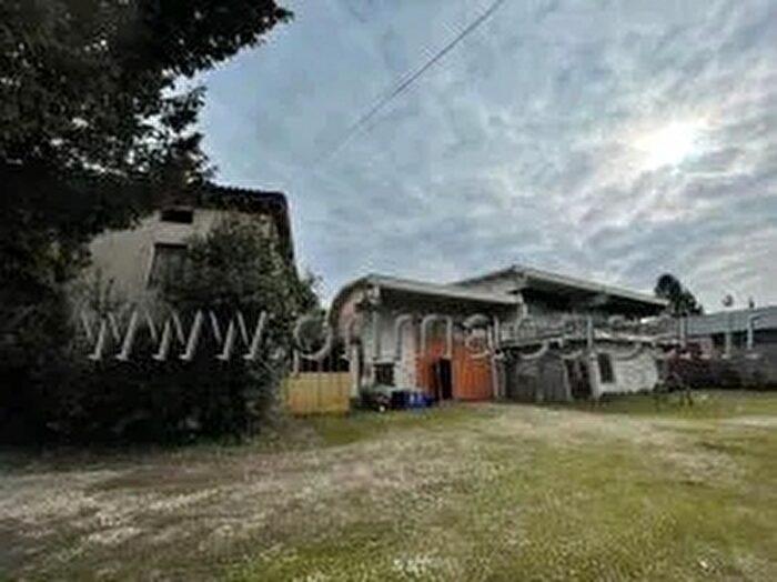 Casa con 6 locali in vendita in Via San Valentino, Breganze