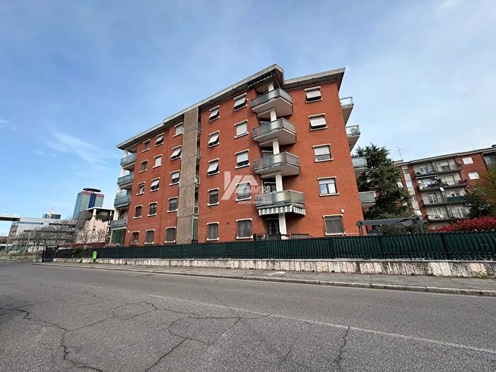 Appartamento quadrilocale in vendita in Via Antonio Bianchi, Brescia