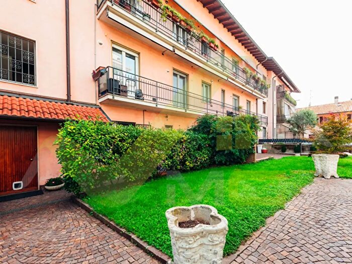 Appartamento trilocale in vendita in Passaggio Pedonale Sandino, Melzo