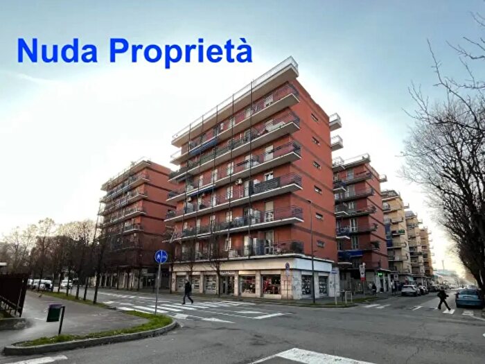 Appartamento trilocale in vendita in Viale Piemonte, Cologno Monzese