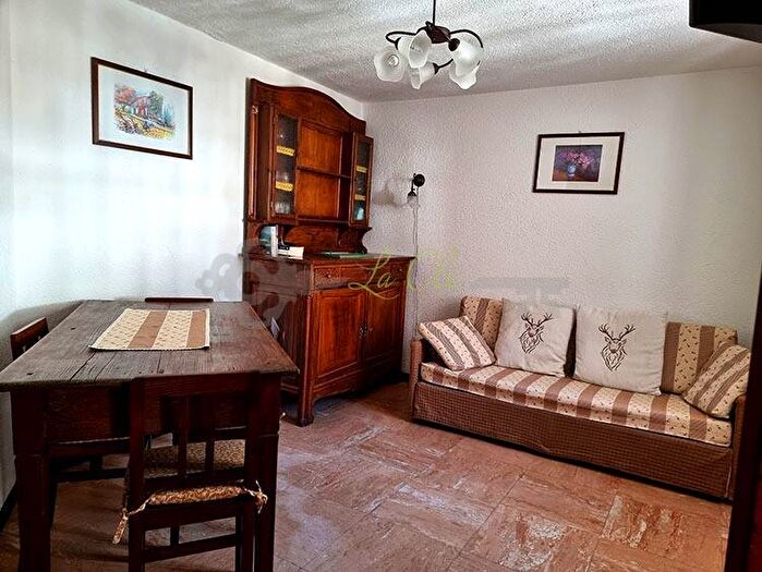 Appartamento trilocale in affitto in Strada Plan Gorret, Courmayeur