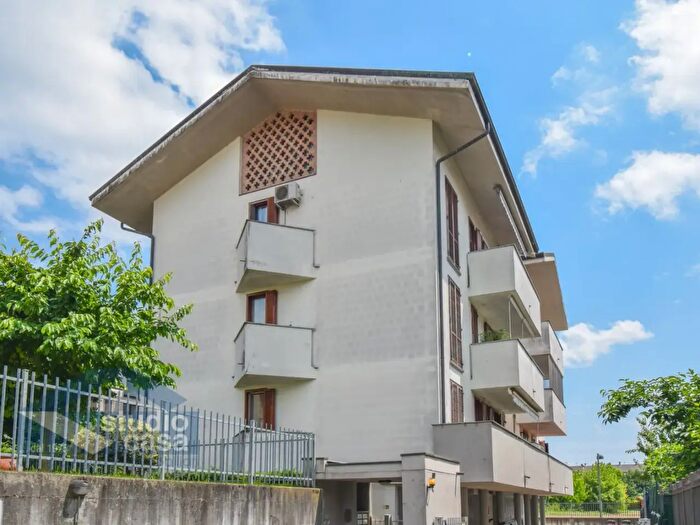 Appartamento trilocale in vendita in Via Ada Negri a, Tavazzano Con Villavesco